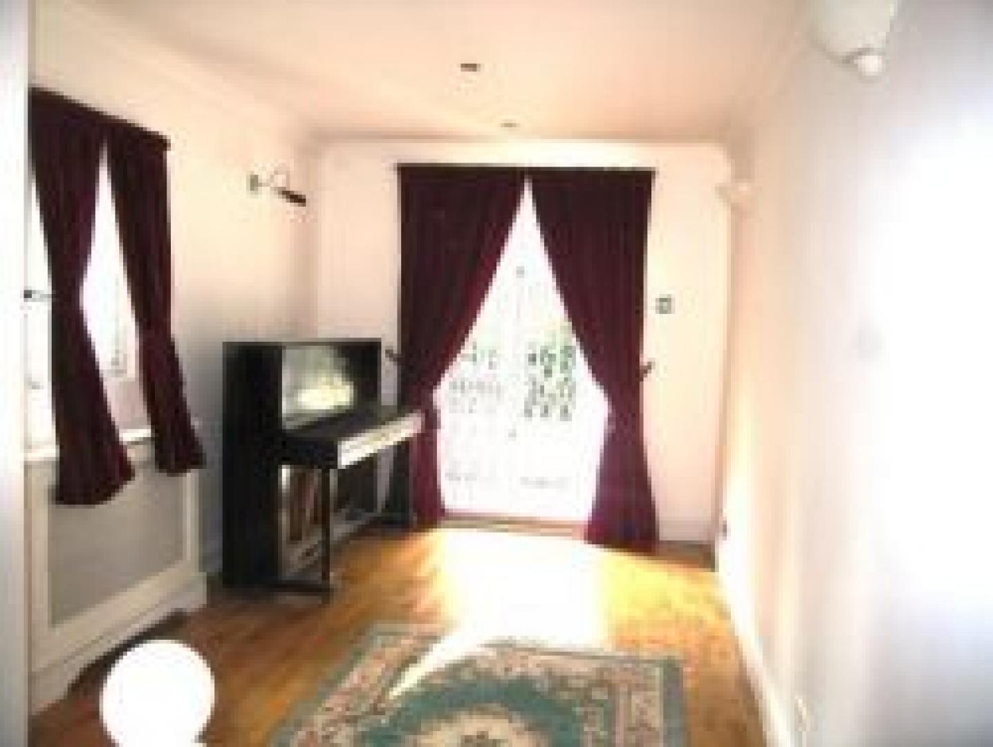 			2 BED PLUS STUDY, 2 Bedroom, 1 bath, 1 reception Flat			 Edbrooke Road, MAIDA VALE W9