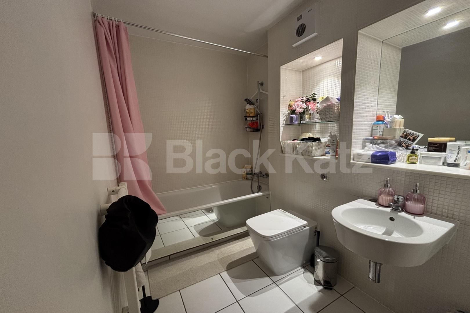 Offering size, quality & location Southwark Bridge Road, London Bridge