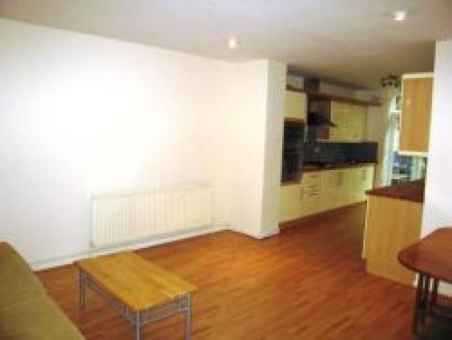 			ALSO AVAILABLE UNFURNISHED, 3 Bedroom, 1 bath, 1 reception Flat			 Elgin Avenue, MAIDA VALE W9
