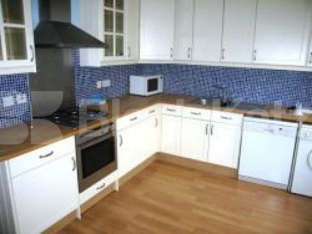 			2 Bedroom, 1 bath, 1 reception Flat			 Essendine Mansions, MAIDA VALE W9
