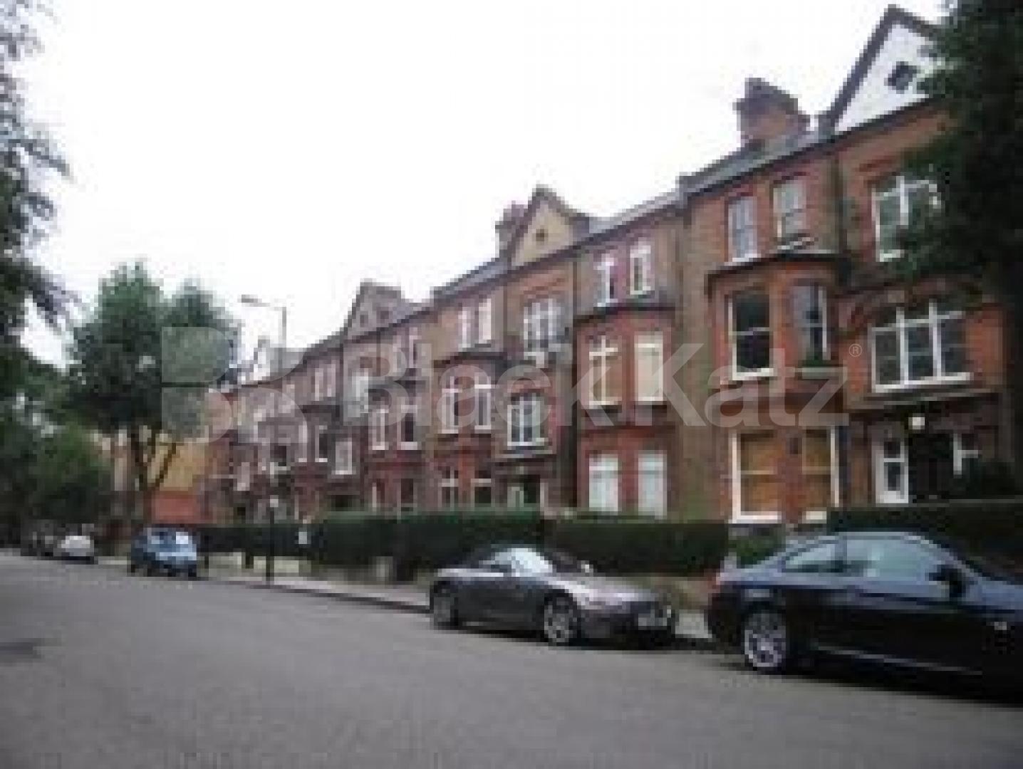 			2 Bedroom, 1 bath, 1 reception Flat			 Essendine Mansions, MAIDA VALE W9