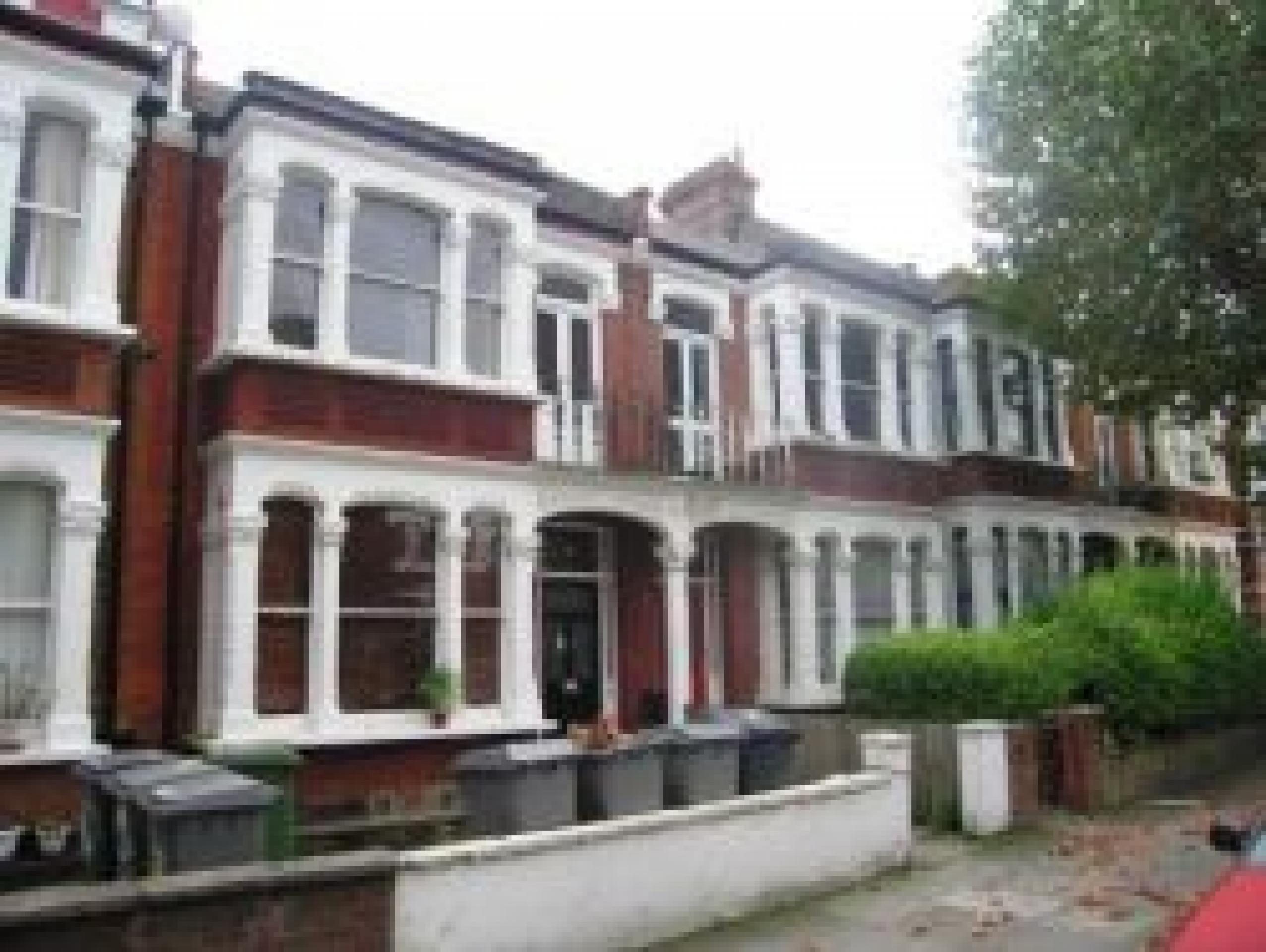 			Studio Apartment, 1 bath, 1 reception Flat			 Chevening Road, QUEENS PARK NW6 NW6