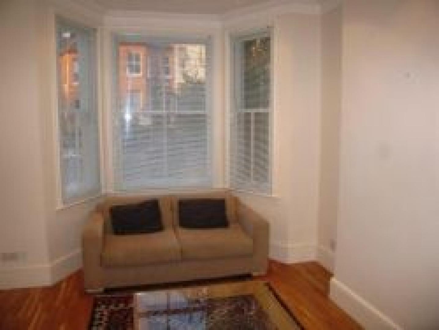 			4 Bedroom, 1 bath, 1 reception Flat			 Pattison Road, HAMPSTEAD NW2