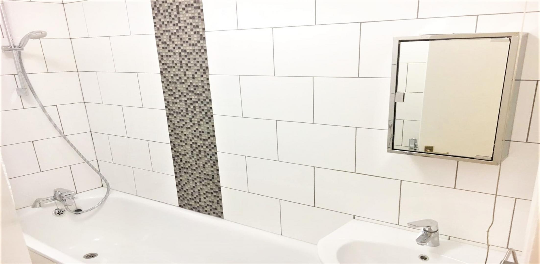 			PRIVATE GARDEN, 3 Bedroom, 1 bath, 1 reception Flat			 Melrose Avenue, Willesden Green