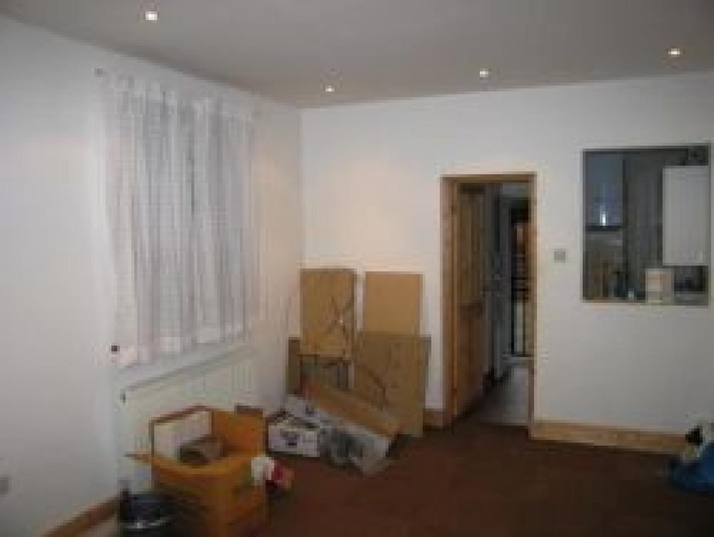 			Studio Apartment, 1 bath, 1 reception Flat			 Cricklewood Broadway, CRICKLEWOOD NW2