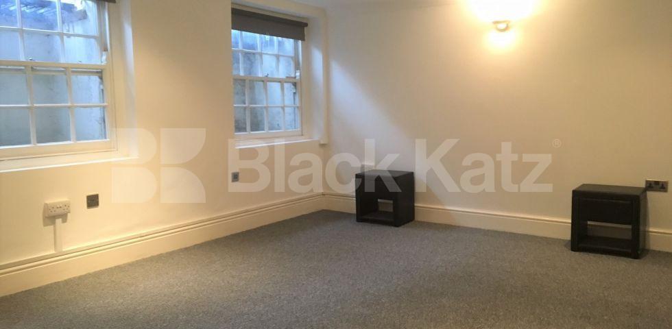 			2 Bedroom, 1 bath, 1 reception Ground Floor Maisonette			 Kingsland Road, HAGGERSTON-DALSTON-SHOREDITCH