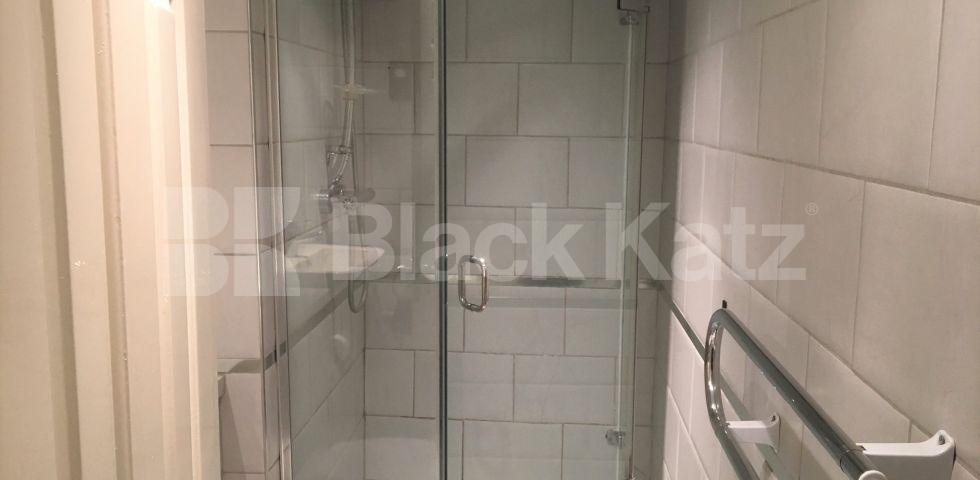 			2 Bedroom, 1 bath, 1 reception Ground Floor Maisonette			 Kingsland Road, HAGGERSTON-DALSTON-SHOREDITCH