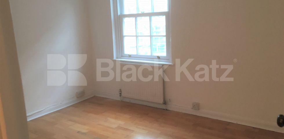 			LET AGREED, 2 Bedroom, 1 bath, 1 reception Flat			 New North Road, ISLINGTON-DE BEAUVOIR-OLD STREET