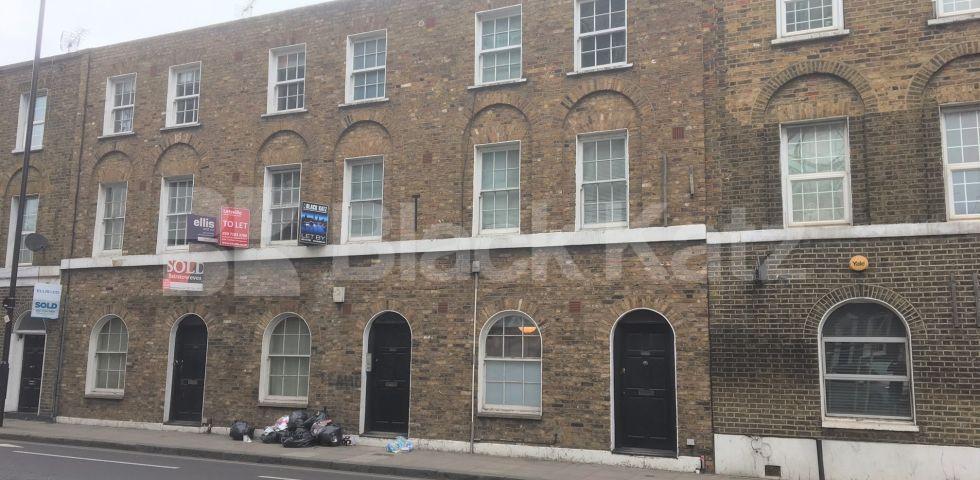 			LET AGREED, 2 Bedroom, 1 bath, 1 reception Flat			 New North Road, ISLINGTON-DE BEAUVOIR-OLD STREET