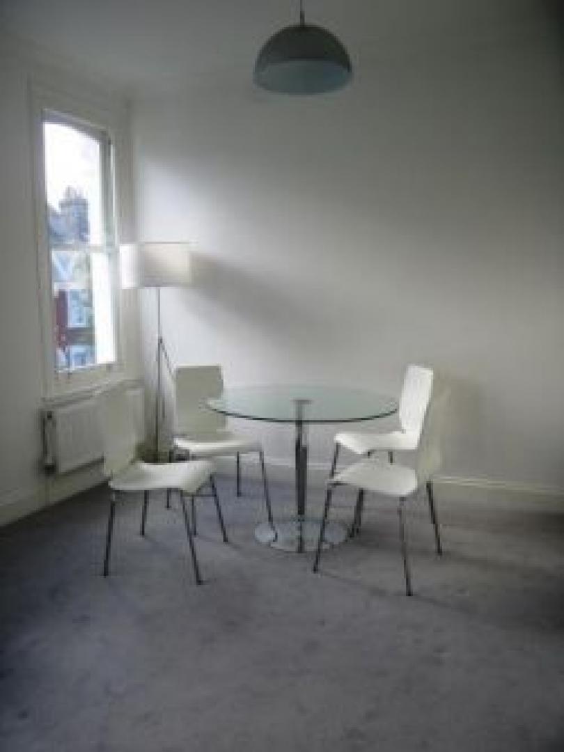 			1 Bedroom, 1 bath, 1 reception Flat			 Dynham Road, WEST HAMPSTEAD NW6