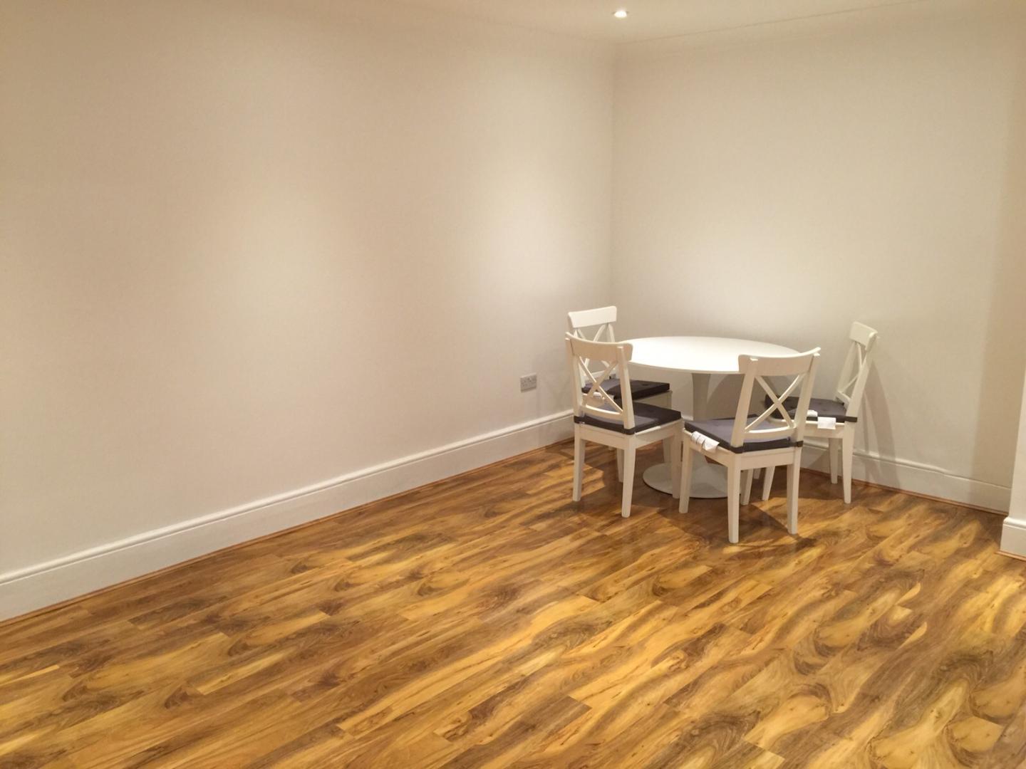 			2 Bedroom, 1 bath, 1 reception Apartment			 Stanhope Avenue, FINCHLEY CENTRAL