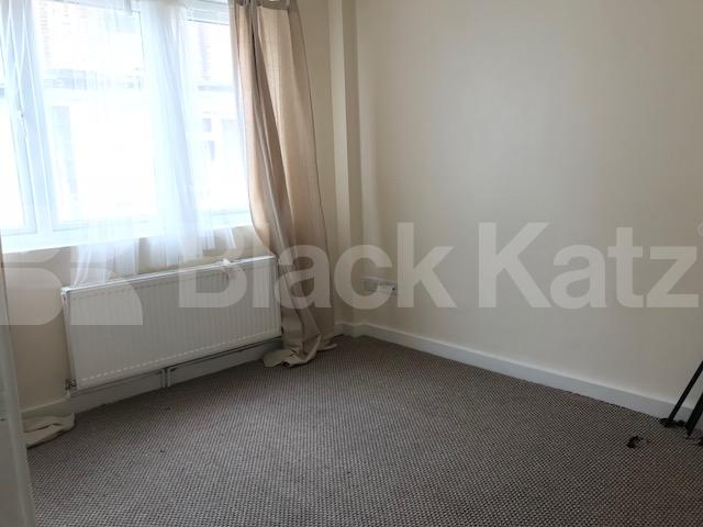 			2 Bed 2 Bath Mews House!, 2 Bedroom, 1 bath, 1 reception Mews House			 Turnpike Mews, Turnpike Lane / Hornsey