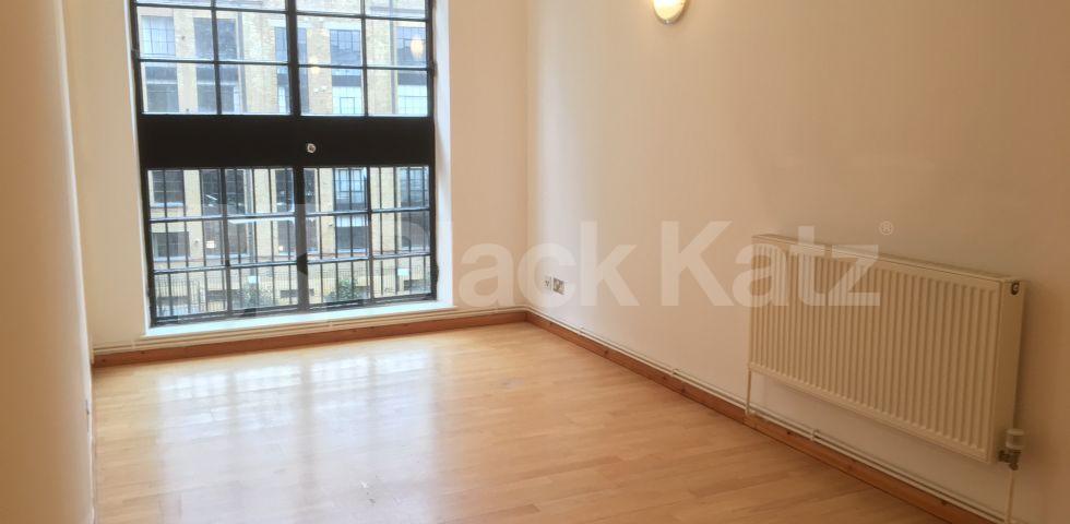 			UNDER OFFER, 1 Bedroom, 1 bath, 1 reception Flat			 SPRINFIELD HOUSE LOFTS-TYSSEN STREET, DALSTON-HAGGERSTON-SHOREDITCH
