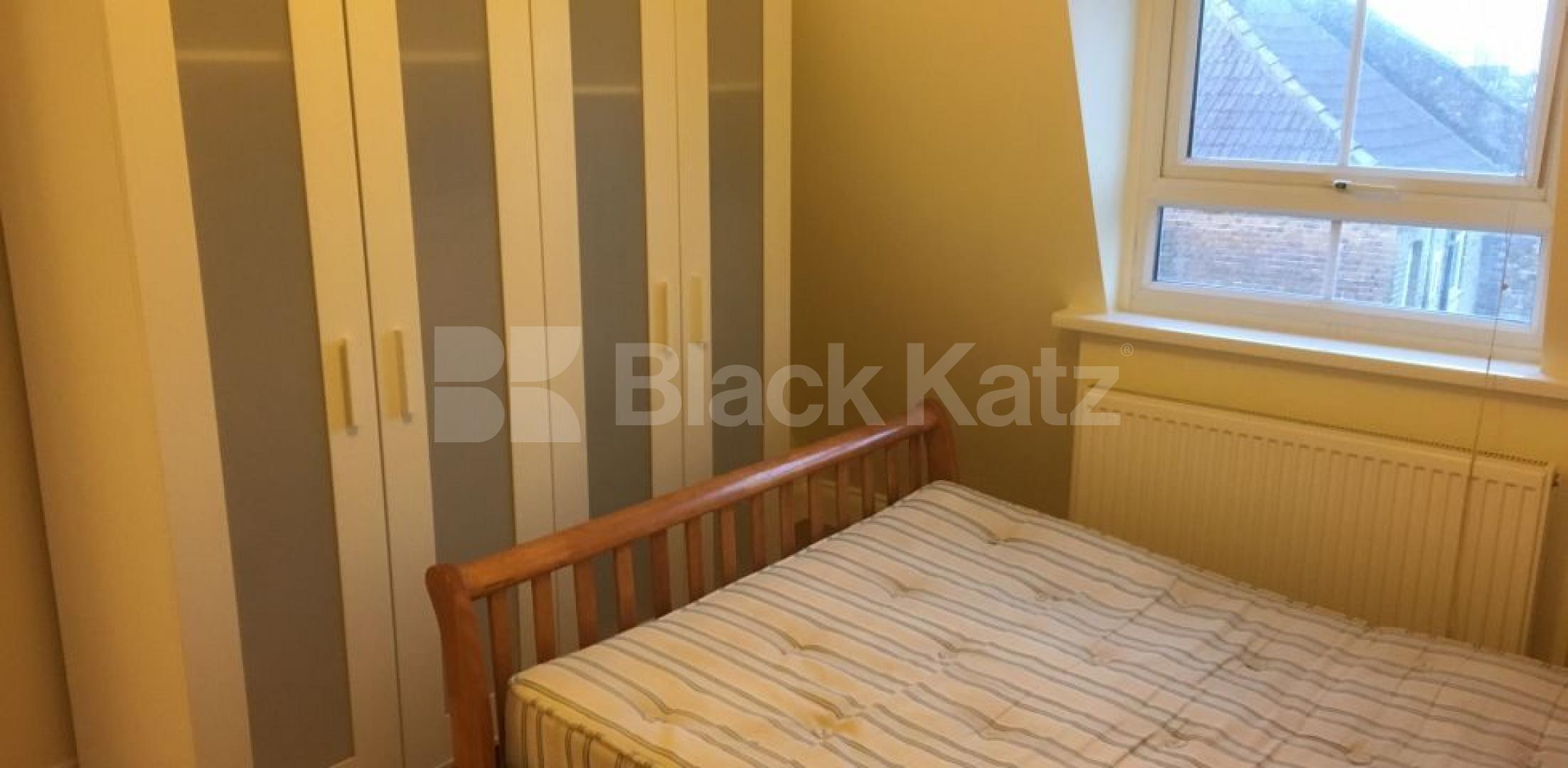 			RENT INCLUSIVE OF GAS, ELECTRIC AND WATER RATES, 1 Bedroom, 1 bath, 1 reception Flat			 Stroud Green Road, FINSBURY PARK-STROUD GREEN