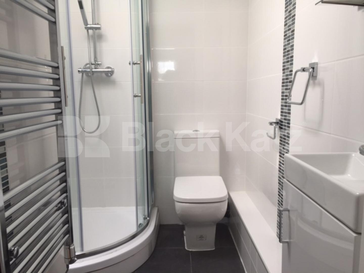 			SELECTION OF NEWLY REFURBISHED STUDIO'S AND 1 BEDROOM APARTMENTS, 1 Bedroom, 1 bath, 1 reception Flat			 Green Lanes, NEWINGTON GREEN-STOKE NEWINGTON