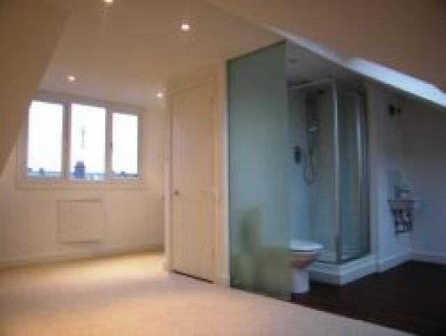 			3 Bedroom, 1 bath, 1 reception Flat			 Liddell Gardens, KENSAL GREEN NW10