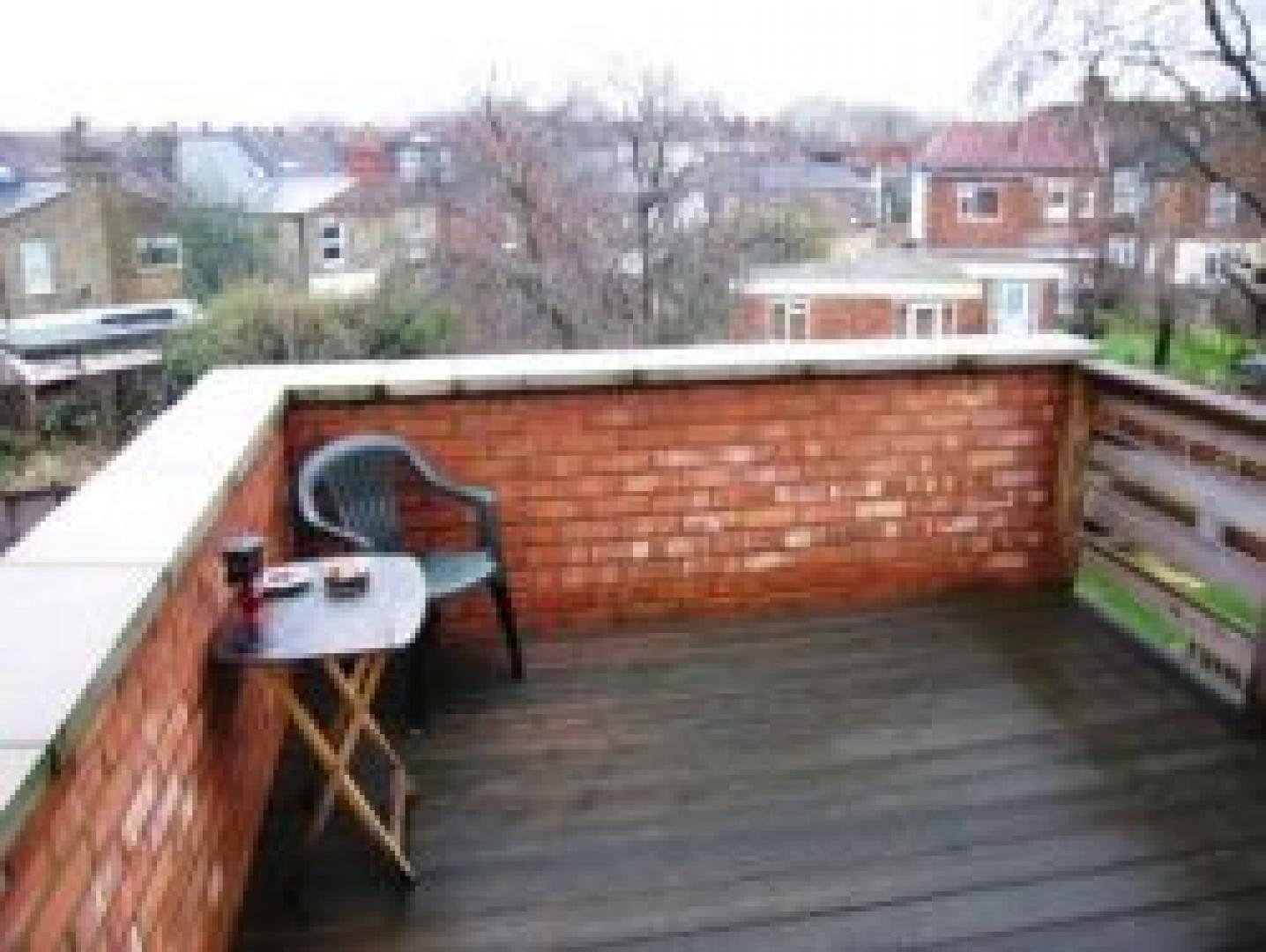 			NEW INSTRUCTION, 3 Bedroom, 1 bath, 1 reception Flat			 Harlesden Gardens, WILLESDEN