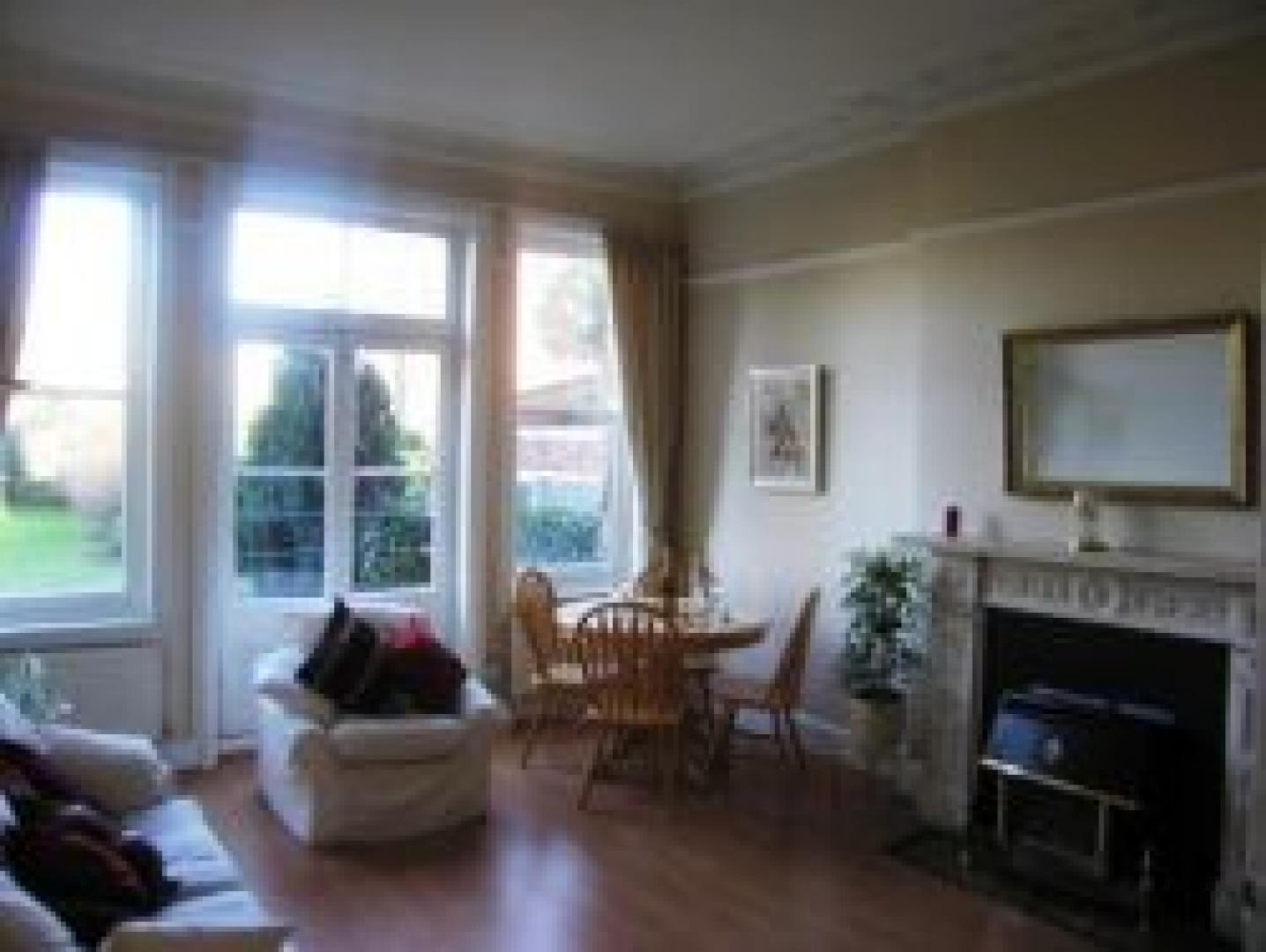 			1 Bedroom, 1 bath, 1 reception Flat			 Fordwych Road, WEST HAMPSTEAD/KILBURN NW6