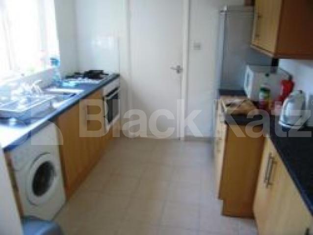 			2 Bedroom, 1 bath, 1 reception Flat			 Shirland Road, MAIDA VALE