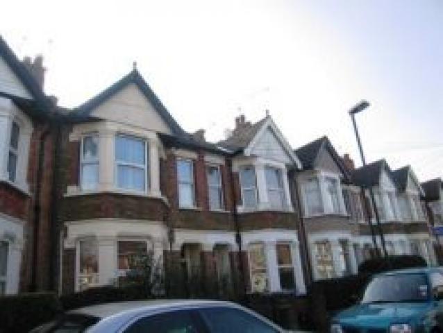 			2 Bedroom, 1 bath, 1 reception Flat			 Fortunegate Road, WILLESDEN NW10