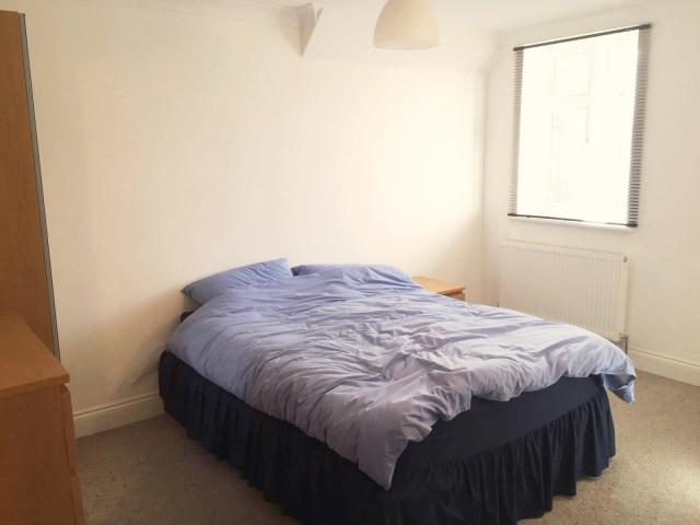 			NEW INSTRUCTION, 1 Bedroom, 1 bath, 1 reception Flat			 Heathfield Park, WILLESDEN GREEN