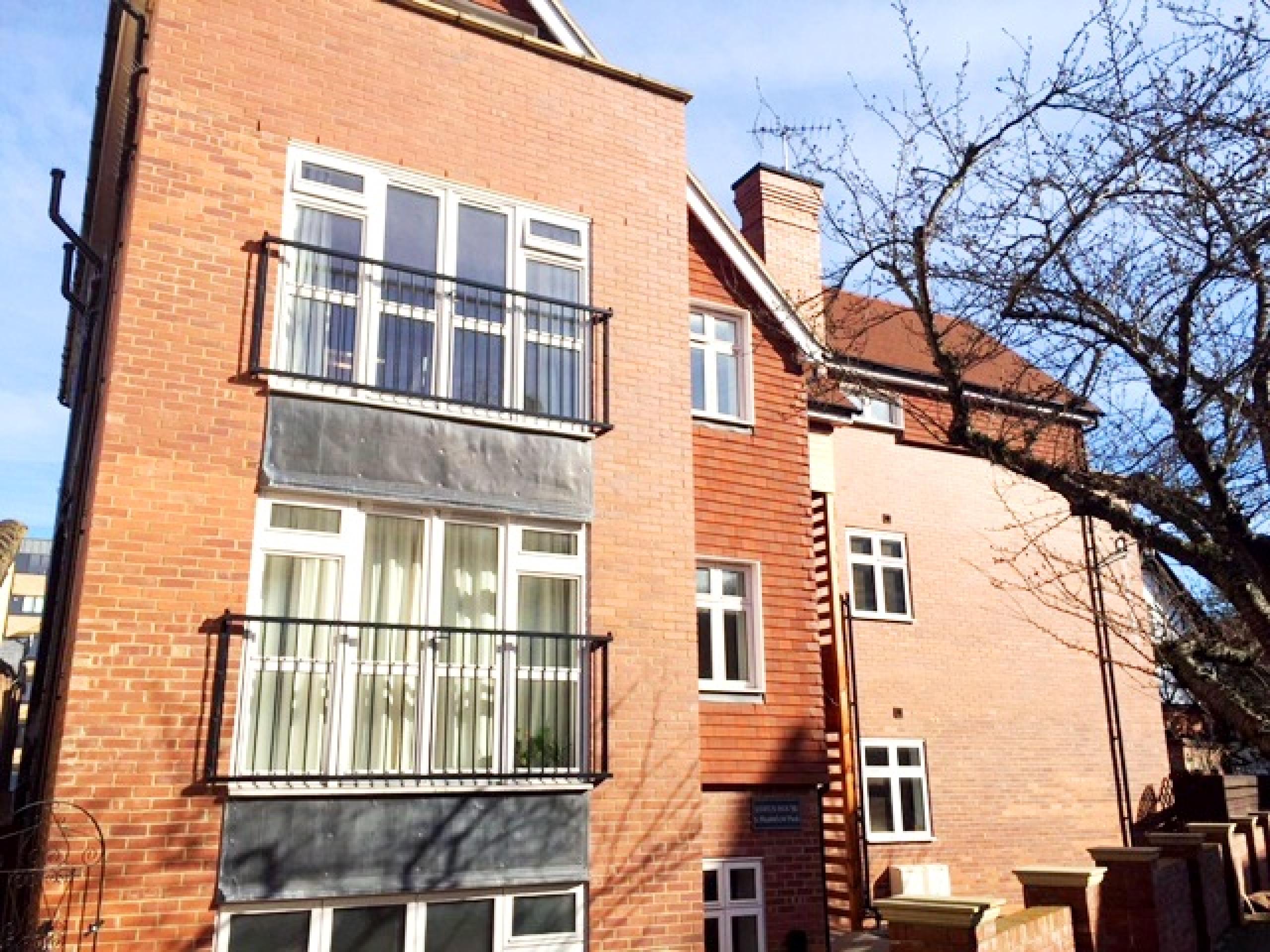 			NEW INSTRUCTION, 1 Bedroom, 1 bath, 1 reception Flat			 Heathfield Park, WILLESDEN GREEN NW2