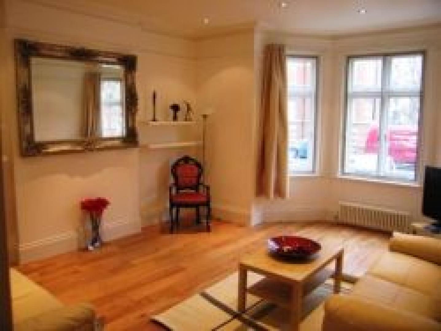 			3 Bedroom, 1 bath, 1 reception Flat			 Lauderdale Road, MAIDA VALE W9
