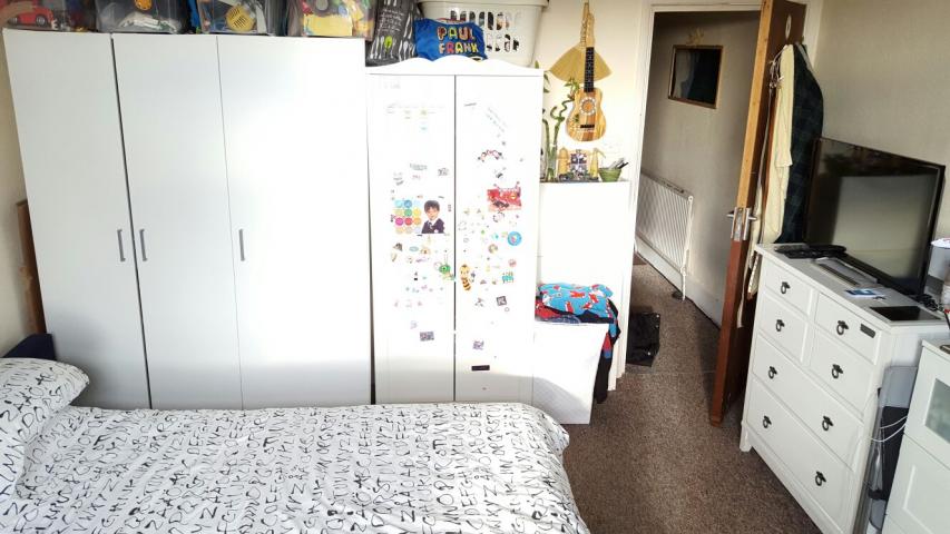 			NEW INSTRUCTION, SPACIOUS FLAT, 1 Bedroom, 1 bath, 1 reception Flat			 Harrow Road, KENSAL GREEN