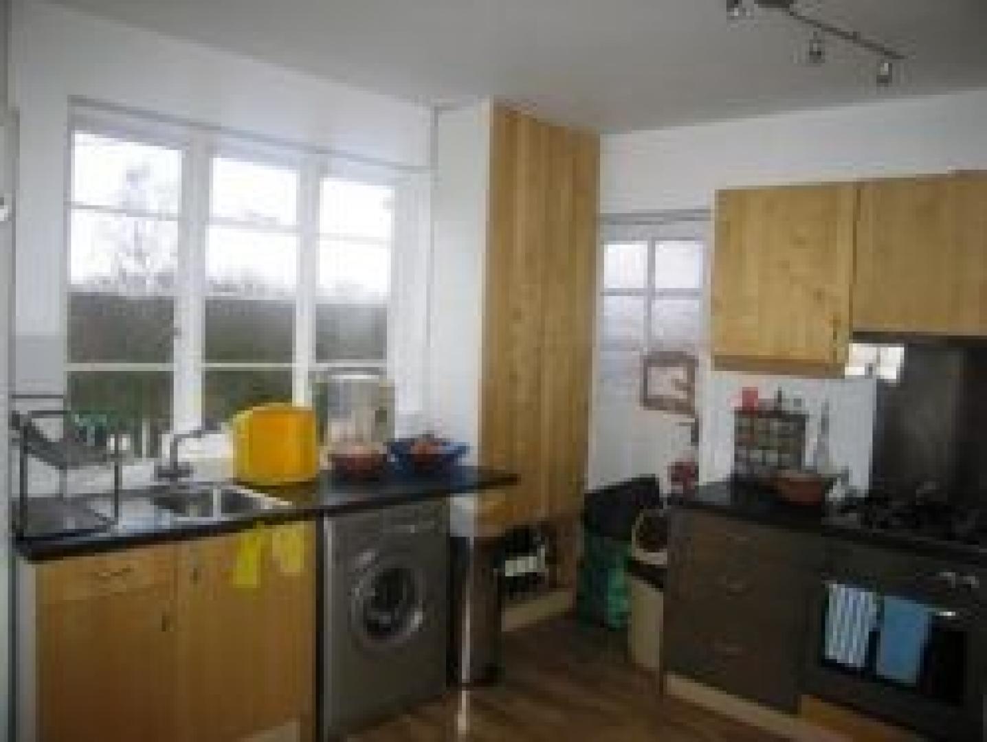 			3 Bedroom, 1 bath, 1 reception Flat			 Lyttleton Road, HAMPSTEAD GARDEN SUBURB/EAST FINCHLEY N2