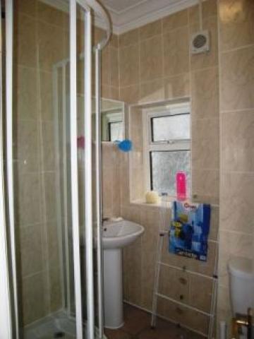 			BILLS ARE ALL INCLUSIVE!!!, Studio Apartment, 1 bath, 1 reception Flat			 Finchley Road, GOLDERS GREEN NW11