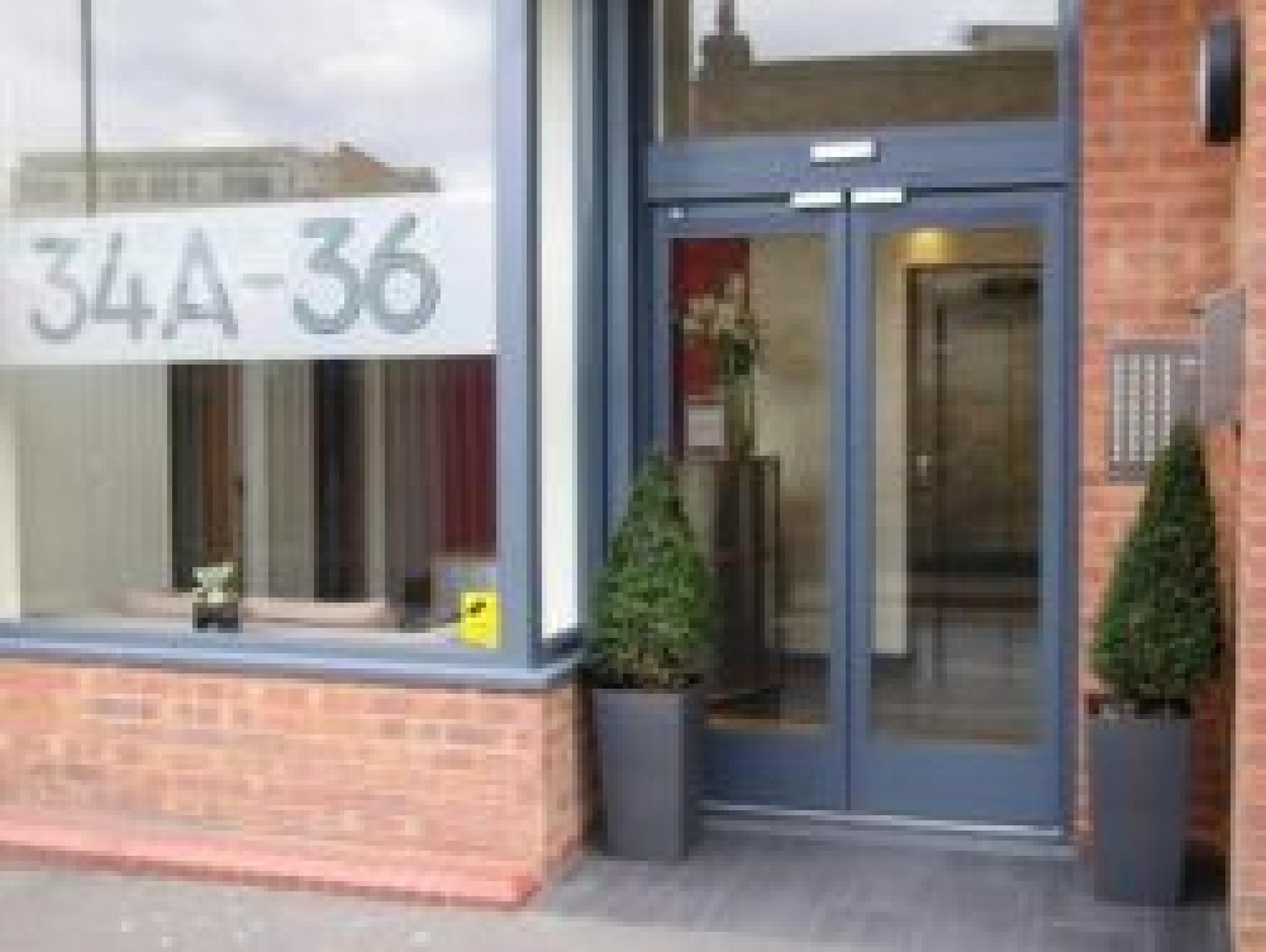 			VIEWINGS HIGHLY RECOMMENDED!!!, 1 Bedroom, 1 bath, 1 reception Flat			 Springfield Lane, KILBURN PARK NW6 NW6