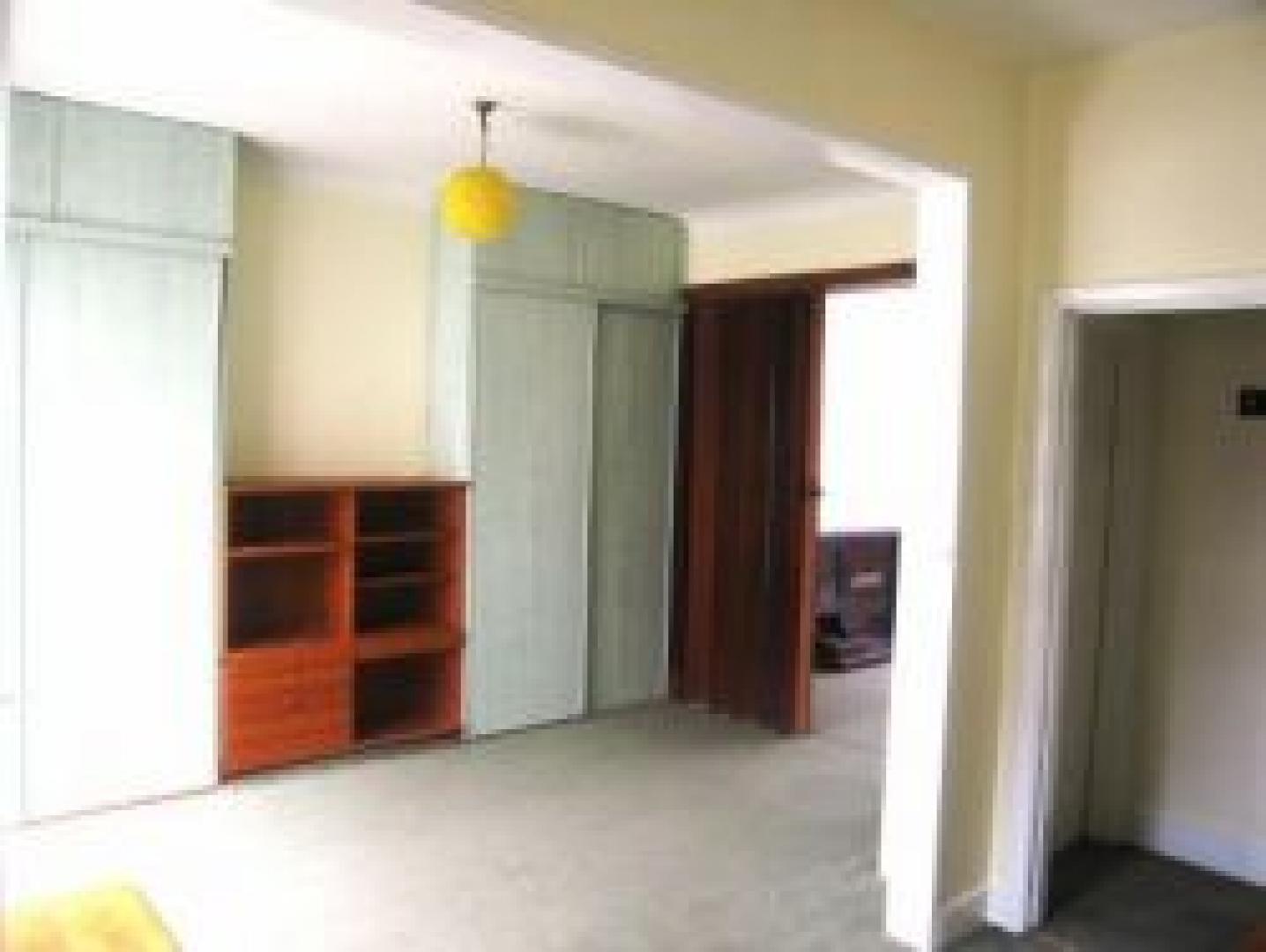 			1 Bedroom, 1 bath, 1 reception Flat			 All Souls Ave, KENSAL GREEN/WILLESDEN GREEN NW10