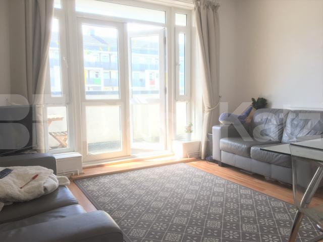 			GREAT VALUE FOR MONEY TWO BEDROOM APARTMENT, 2 Bedroom, 1 bath, 1 reception Flat			 Devas Street E3, BOW