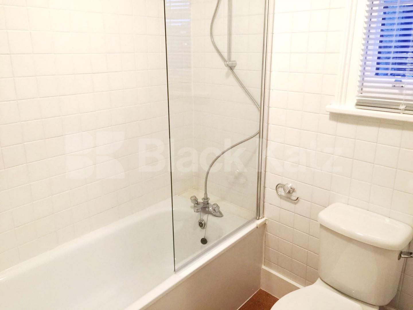 			NEW INSTRUCTION, 1 Bedroom, 1 bath, 1 reception Flat			 Iffley Road, HAMMERSMITH