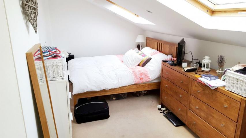 			UNDER OFFER , 3 Bedroom, 1 bath, 1 reception Flat			 West End Lane, WEST HAMPSTEAD