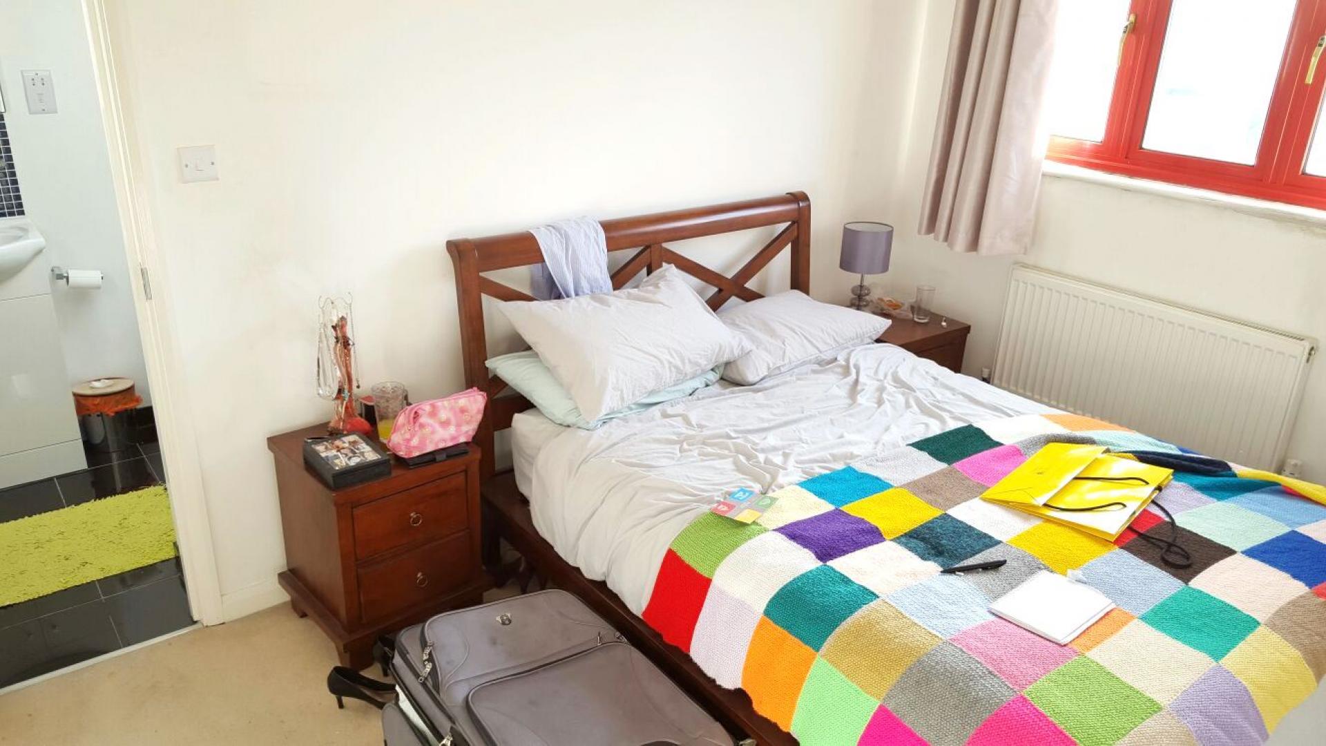 			UNDER OFFER , 3 Bedroom, 1 bath, 1 reception Flat			 West End Lane, WEST HAMPSTEAD