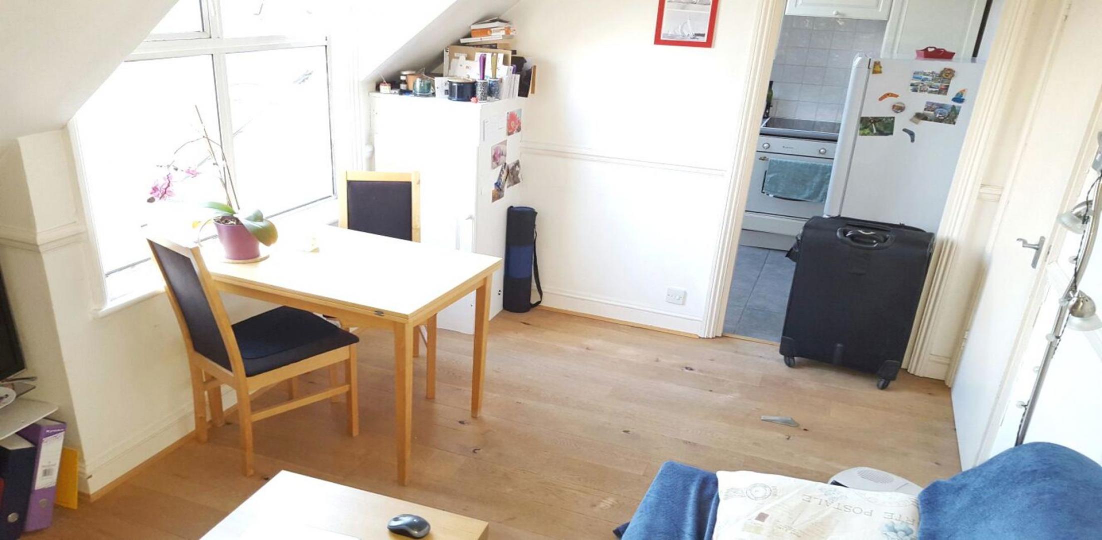 			2 Bedroom, 1 bath, 1 reception Flat			 Compayne Gardens, WEST HAMPSTEAD