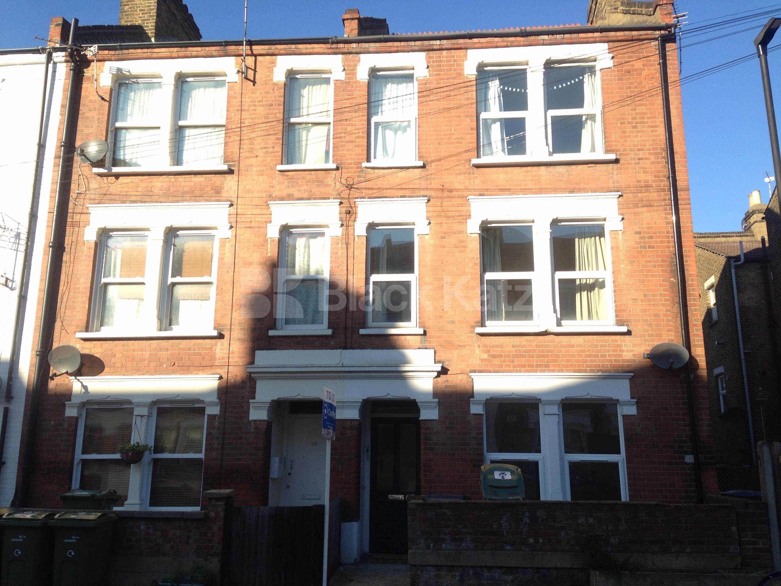 			NEW INSTRUCTION, 2 Bedroom, 1 bath, 1 reception Ground Floor Flat			 Southwell Road, Camberwell SE5