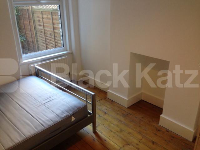 			NEW INSTRUCTION, 2 Bedroom, 1 bath, 1 reception Ground Floor Flat			 Southwell Road, Camberwell