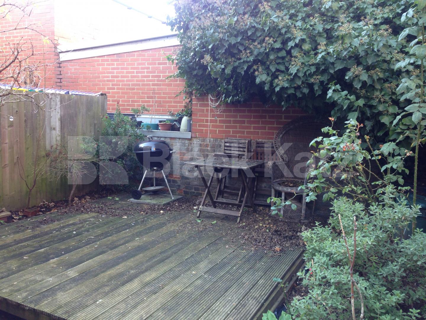 			NEW INSTRUCTION, 2 Bedroom, 1 bath, 1 reception Ground Floor Flat			 Southwell Road, Camberwell