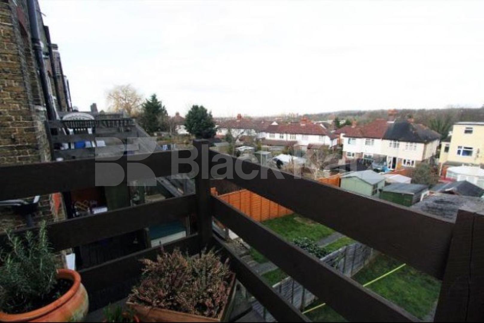 			NEW INSTRUCTION, 2 Bedroom, 1 bath, 1 reception Flat			 Queen Mary Road, West Norwood