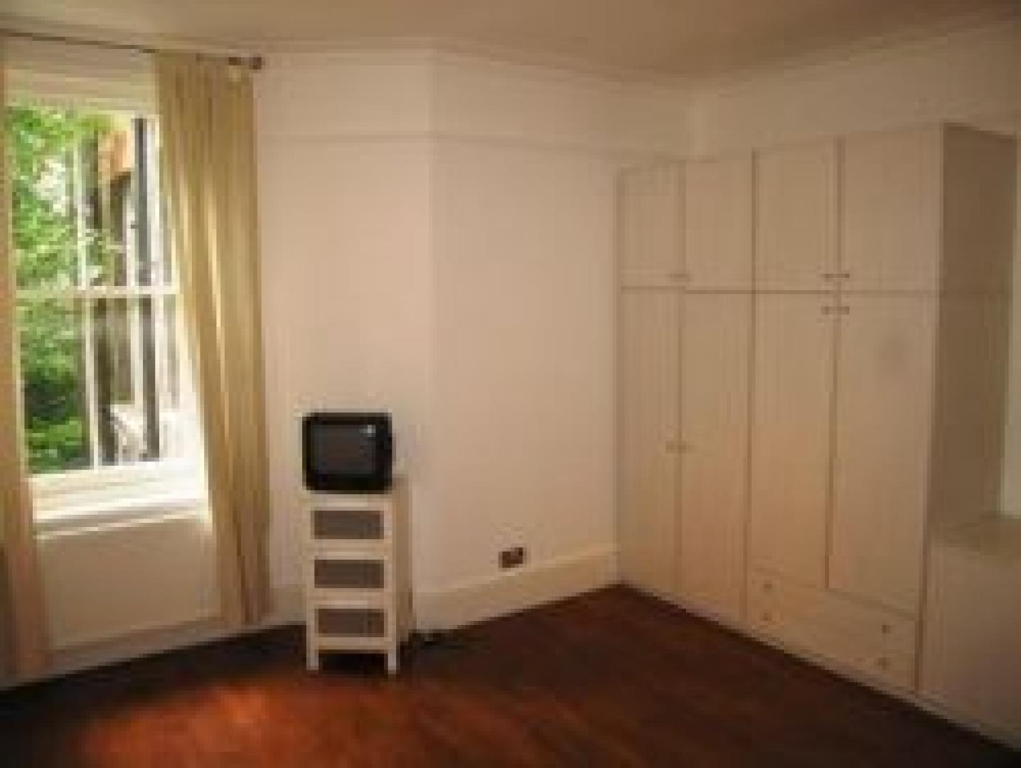 			2 Bedroom, 1 bath, 1 reception Flat			 Widley Road W9, MAIDA VALE W9