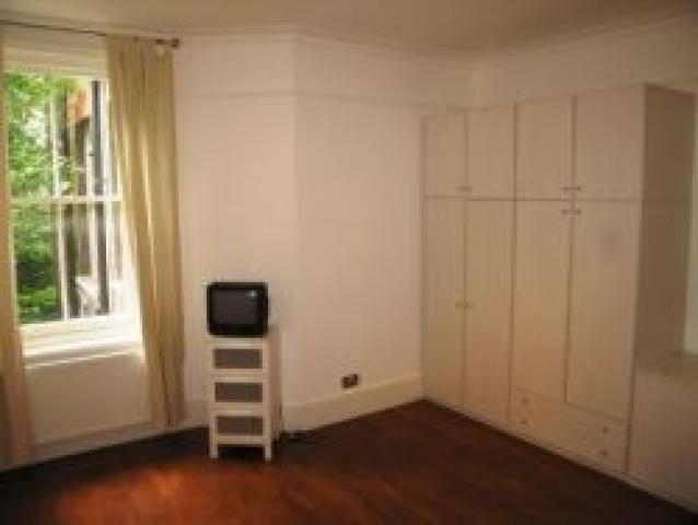 			2 Bedroom, 1 bath, 1 reception Flat			 Widley Road W9, MAIDA VALE W9