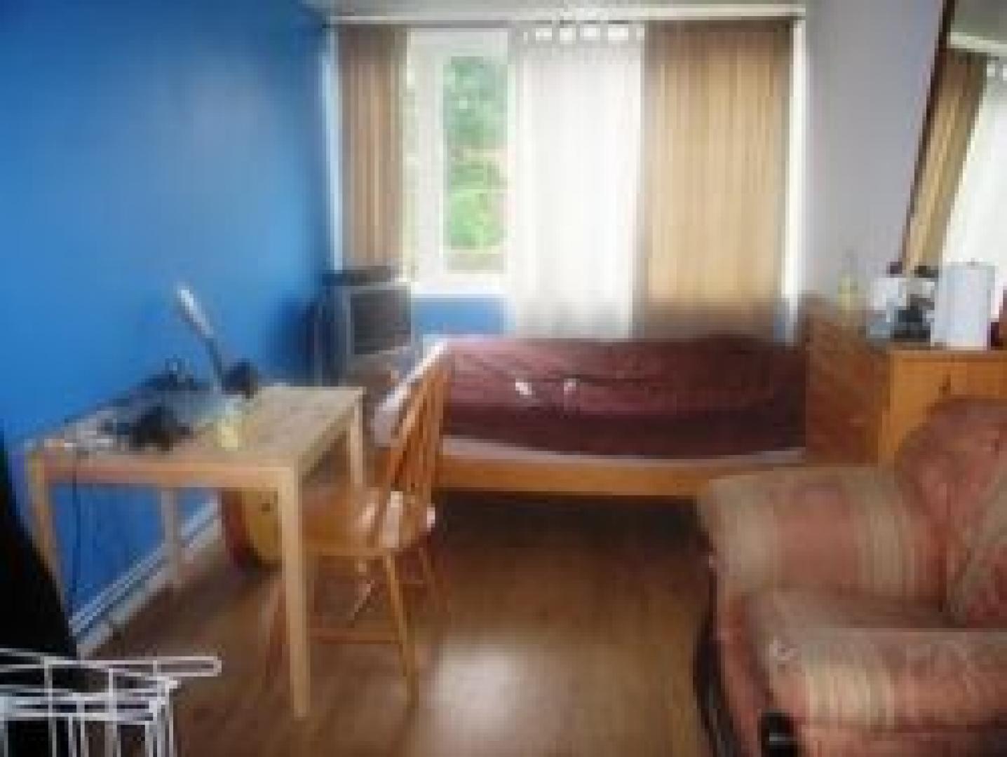 			3 Bedroom, 1 bath, 1 reception Flat			 Eresby Place, WEST HAMPSTEAD/KILBURN NW6