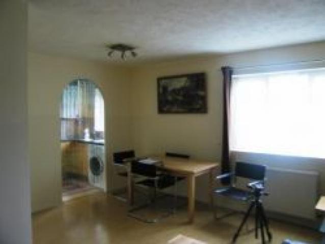 			2 Bedroom, 1 bath, 1 reception Flat			 Christchurch Avenue, KILBURN/BRONDESBURY NW6