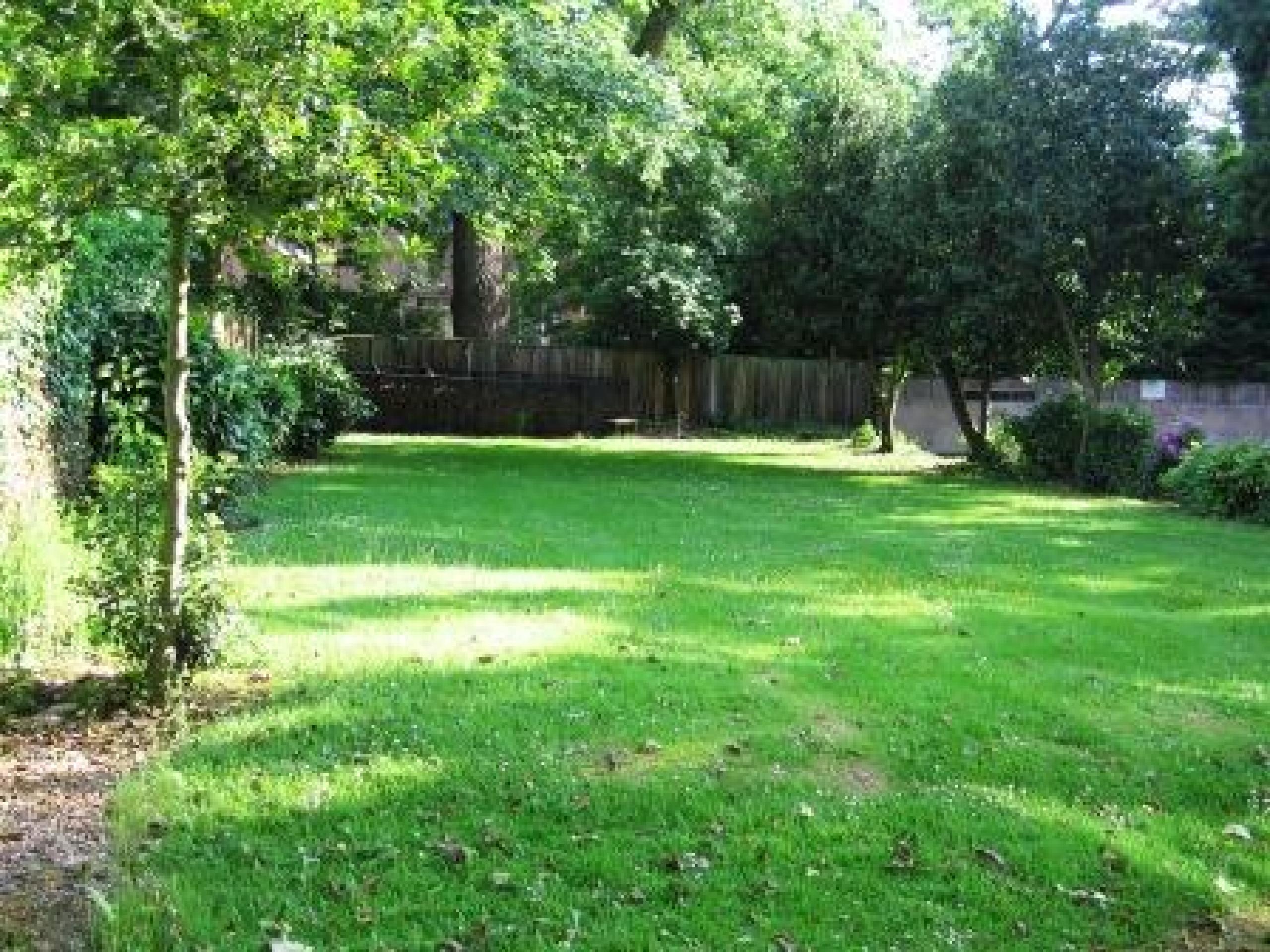 			1 Bedroom, 1 bath, 1 reception Flat			 Willesden Lane, WILLESDEN GREEN NW2