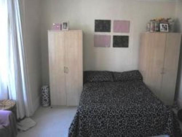 			GARDEN, 2 Bedroom, 1 bath, 1 reception Flat			 Fordwych Road, WEST HAMPSTEAD/CRICKLEWOOD