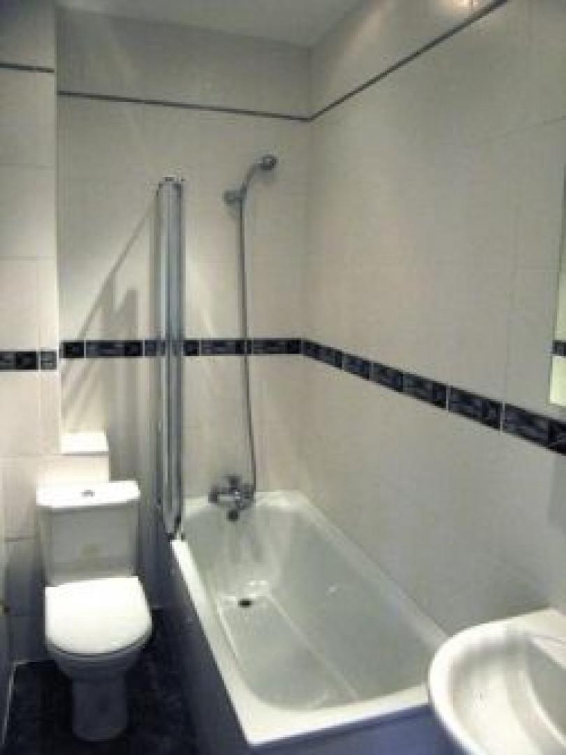 			3 Bedroom, 1 bath, 1 reception Flat			 Gladstone Park Gardens, CRICKLEWOOD