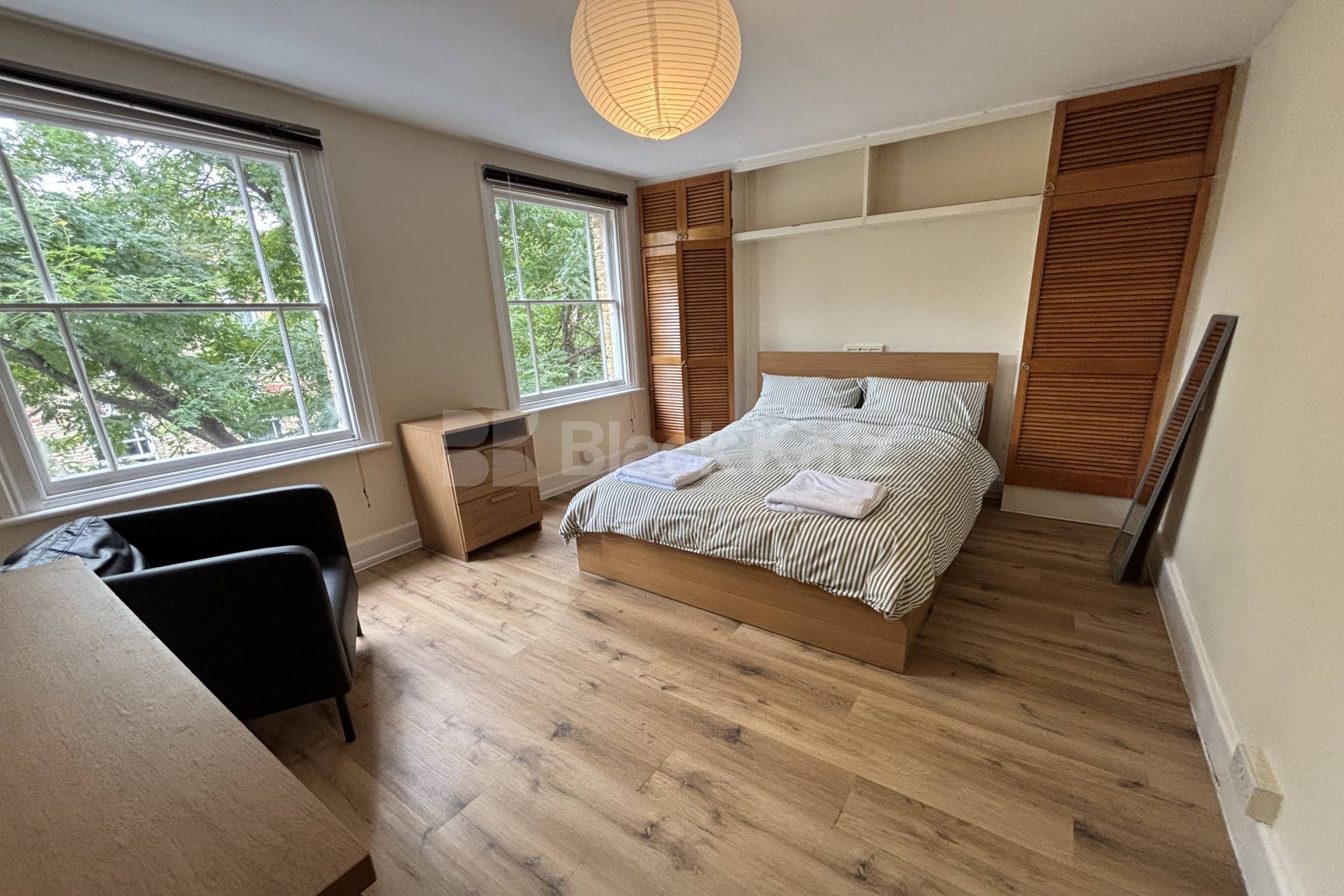 Stylish Georgian town house over three floors, two bathrooms & patio garden   Henshaw Street, Elephant and Castle SE17