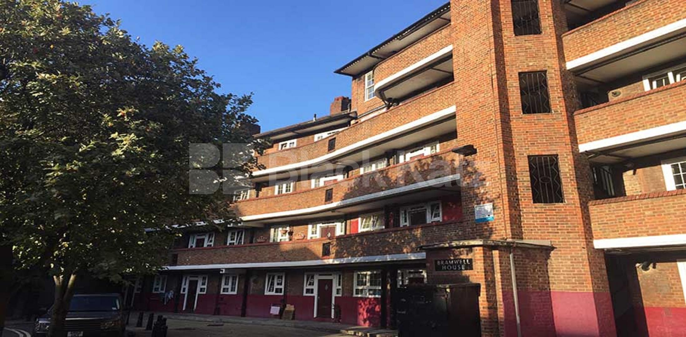 			LET , 2 Bedroom, 1 bath, 1 reception Apartment			 Harper Road , Borough/Elephant and Castle